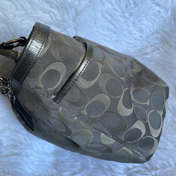 Authentic Coach shoulder bag - Picture 5 of 17